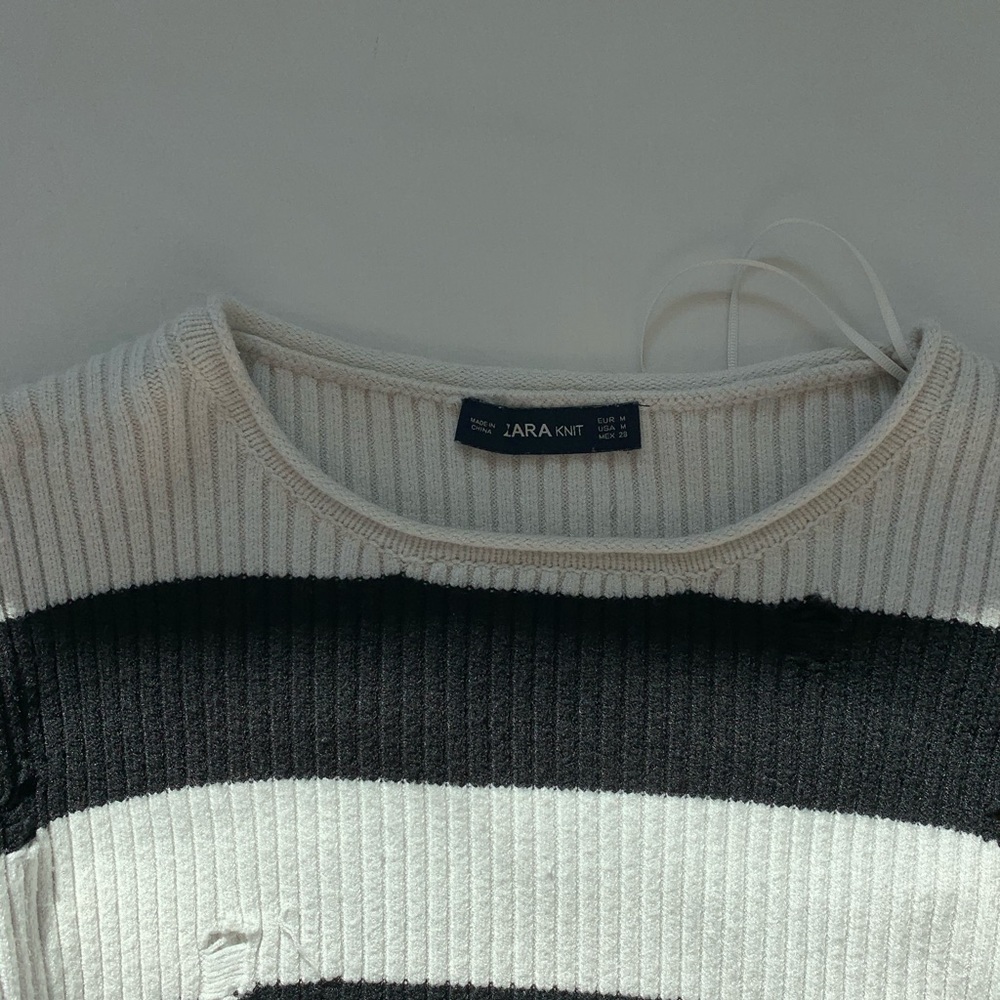 Cropped Knit Sweatshirt